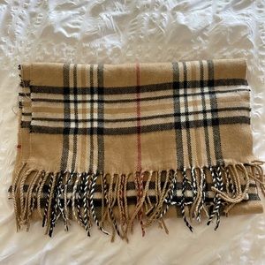 100% cashmere scarf